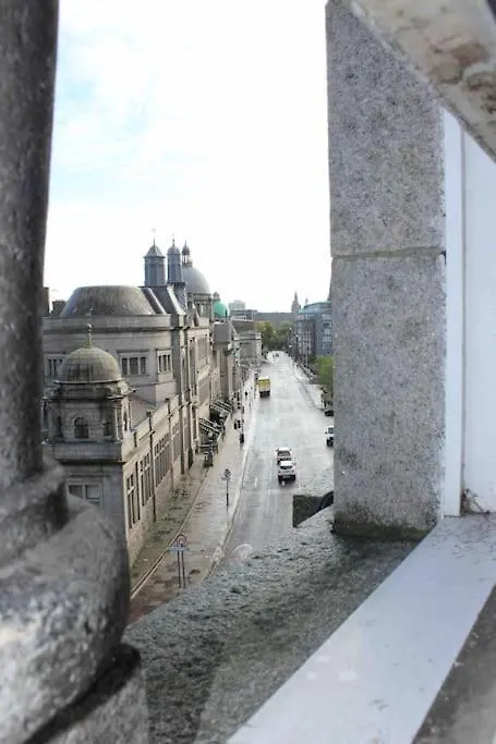 Executive Top Floor 1 Bedroom Apartment Aberdeen