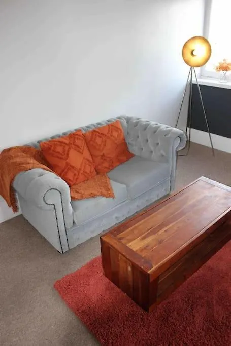 Executive Top Floor 1 Bedroom Apartment Aberdeen