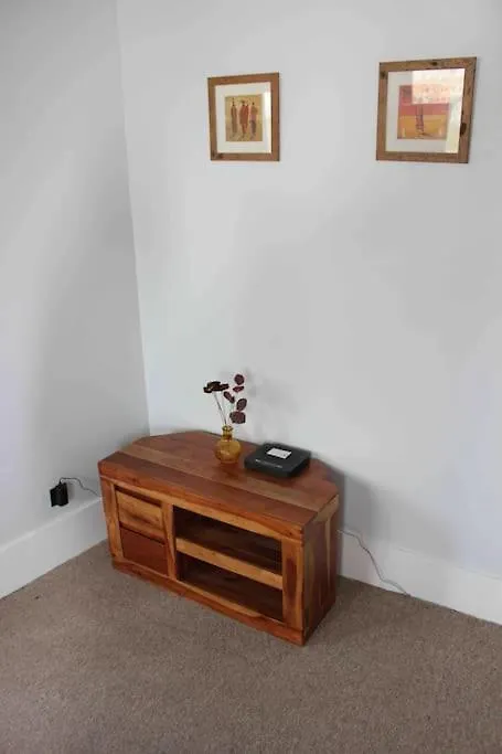 Executive Top Floor 1 Bedroom Apartment Aberdeen